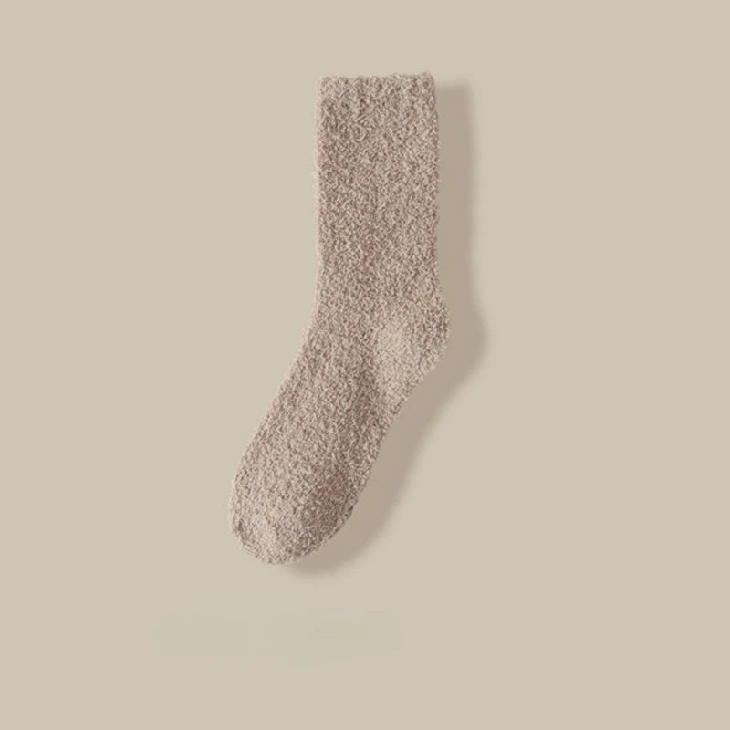 4 Pairs Autumn and Winter New Warm Coral Fleece Thickened Warm Mid Tube Women's Socks Casual and Comfortable Women's Sleep Socks