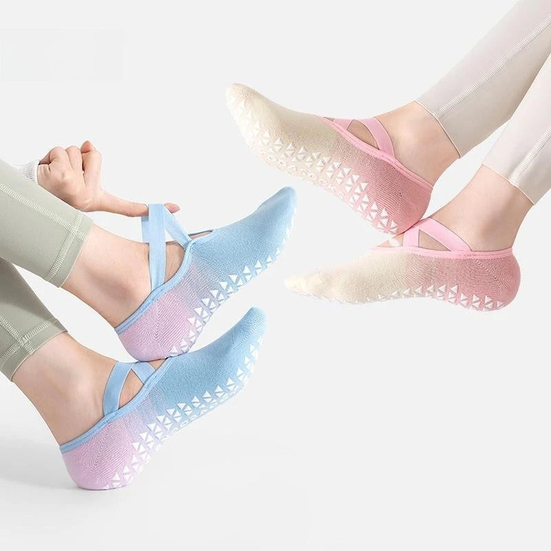 Gradient Non-Slip Yoga Socks for Women Silicone Grip Pilates Toe Socks Anti-Sweat Barefoot Shoes 4-Season Stretchable