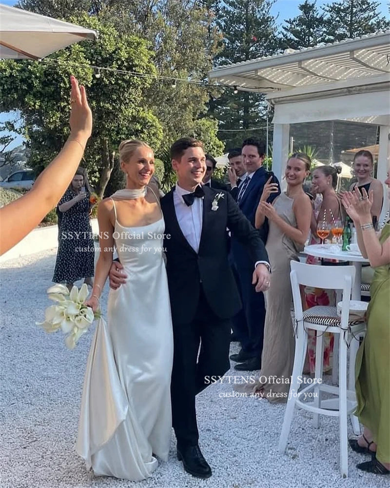 SSYTENS Elegant Ivory Wedding Dress Sleeveless Simple Bridal Gowns Square Collar Customized Simple Open Back Long Bride Dresses