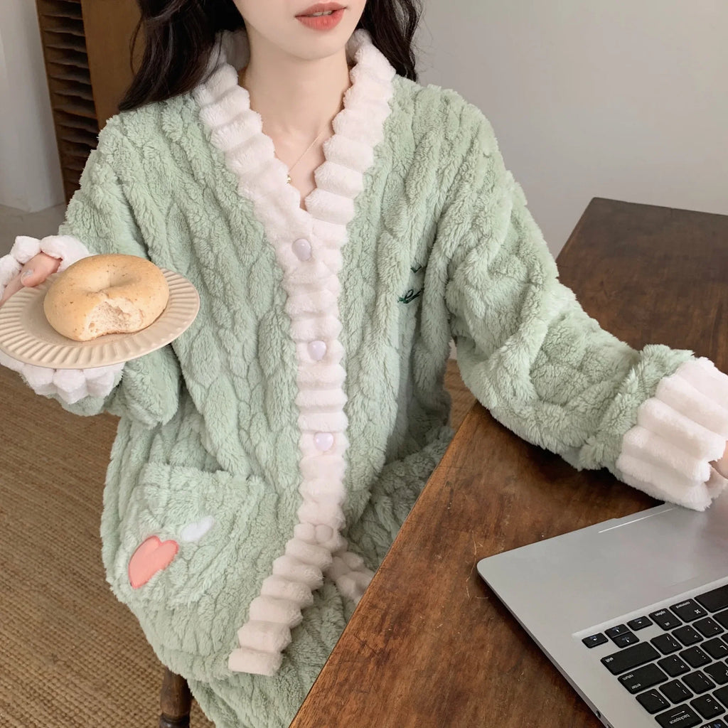 High Quality Thickened Warm Winter Women's Flannel Pajamas Fashion Soft Casual Comfortable Homewear Ladies Sleepwear Give a Gift
