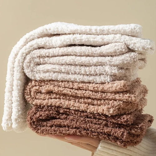 4 Pairs Autumn and Winter New Warm Coral Fleece Thickened Warm Mid Tube Women's Socks Casual and Comfortable Women's Sleep Socks