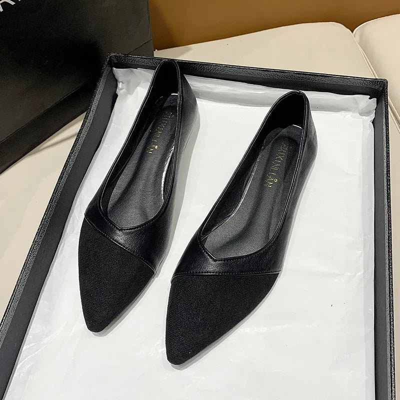 Flat black leather shoes for women Versatile low-heel slip-on work shoes for autumn
