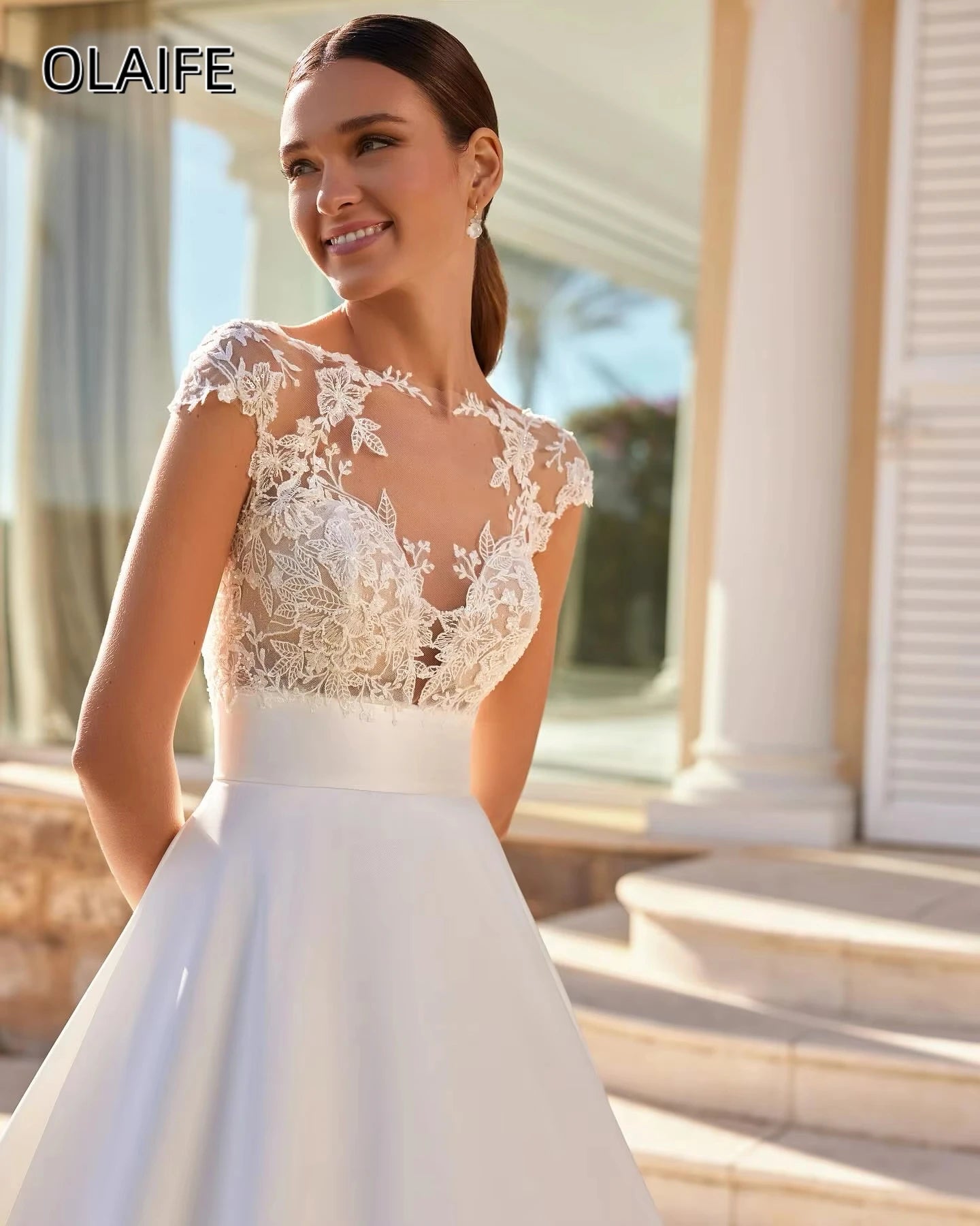 Vintage Lace Applique Satin A Line Wedding Dresses Short Sleeves Buttons Back Customized Bridal Grown 2025 vestidos de novia