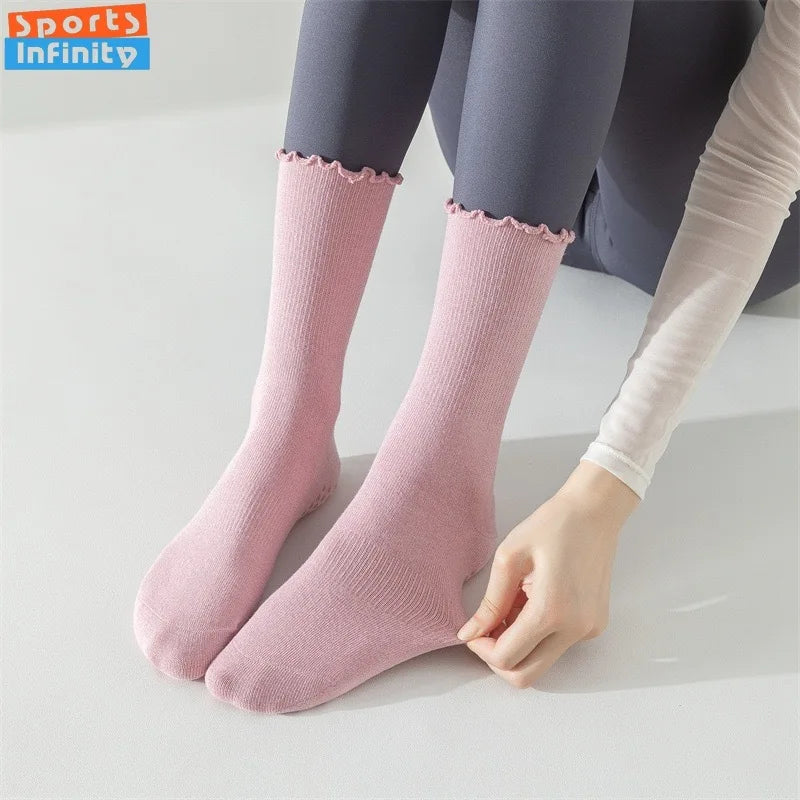 Spring and summer rolled edge mid tube yoga socks women anti slip dance fitness sports socks odor proof cotton Pilates socks