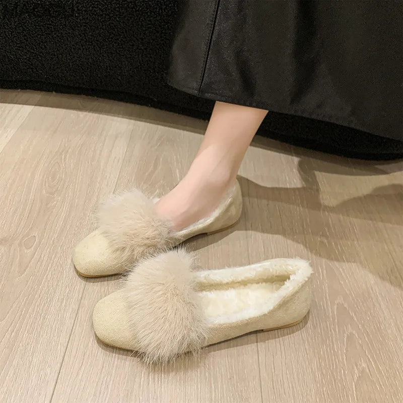 Women's Plush Flat Shoes 2025 Autumn Winter Faux Fur Lined Soft Sole Moccasins Warm Cotton Low Heel Pumps Slip on Comfortable