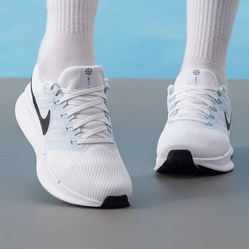 Nike Run Swift 3 Women's Running Shoes Cushioning Breathable Sports Shoes Outdoor Fitness Training Shoes Commuting Lightweight Casual Shoes Dr2698-106