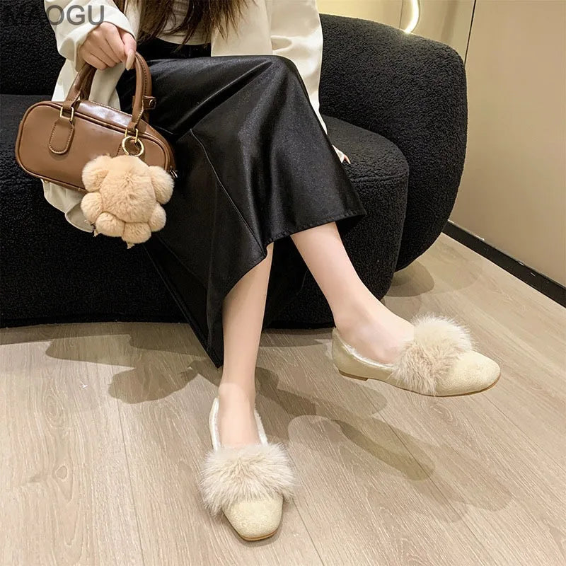 Women's Plush Flat Shoes 2025 Autumn Winter Faux Fur Lined Soft Sole Moccasins Warm Cotton Low Heel Pumps Slip on Comfortable