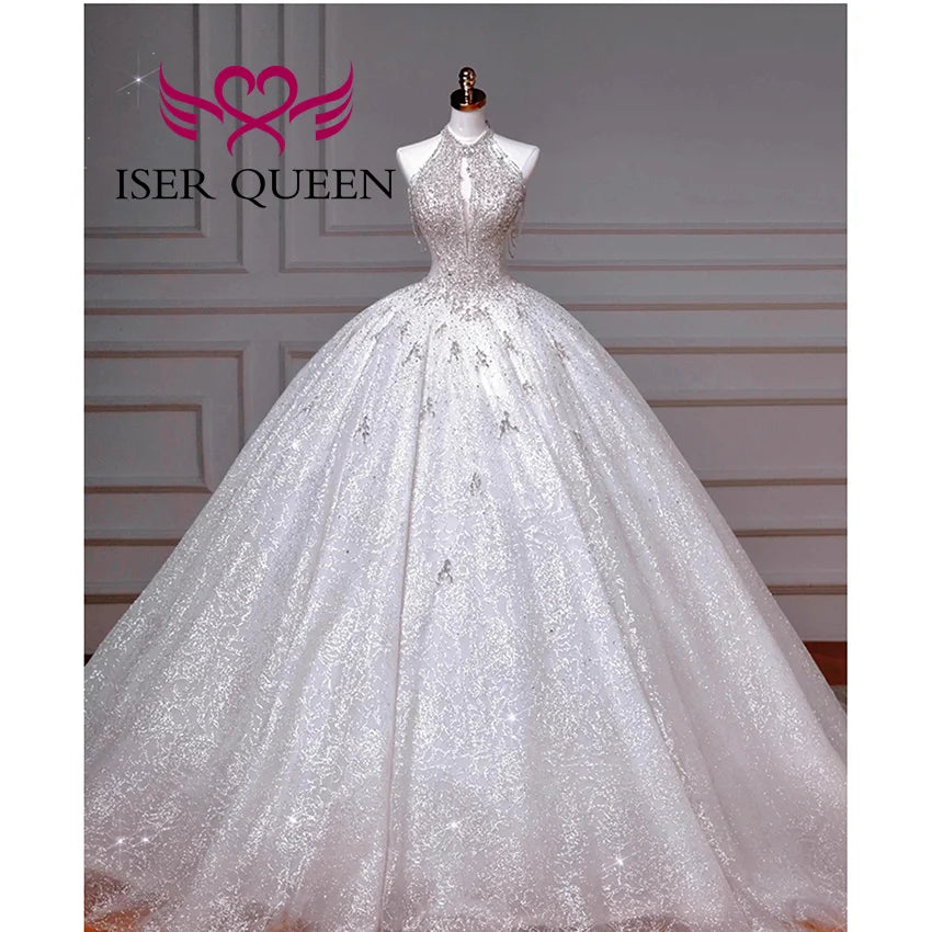 Customized Backless Halter Exquisite Wedding Dress For Ladies 2025 New Heavy Crystal Beaded Feather Shiny Wedding Dresses WX0481