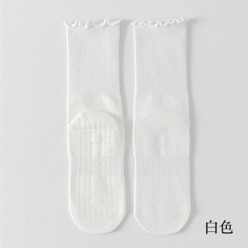 Spring and summer rolled edge mid tube yoga socks women anti slip dance fitness sports socks odor proof cotton Pilates socks
