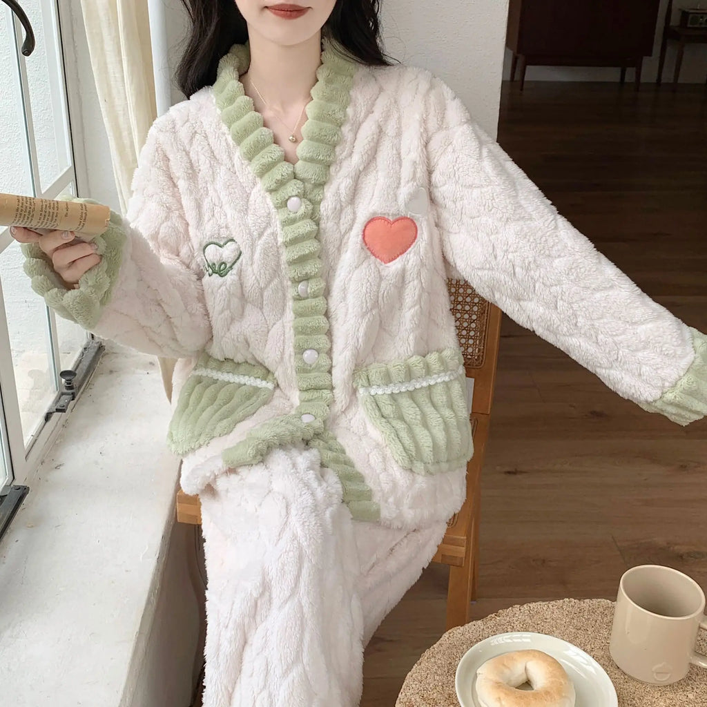 High Quality Thickened Warm Winter Women's Flannel Pajamas Fashion Soft Casual Comfortable Homewear Ladies Sleepwear Give a Gift