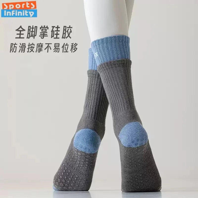 Eur35-42 Winter Thick Towel Bottom Mid Tube Yoga Socks Anti Slip Indoor Fitness Dance Pilates Training Socks Women Sports Socks