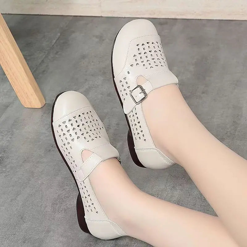 Women's Leather Hollow Out Low Heel Shoes Spring Summer Soft Sole Non Slip Round Toe Slip On Middle Aged And Elderly Sandals